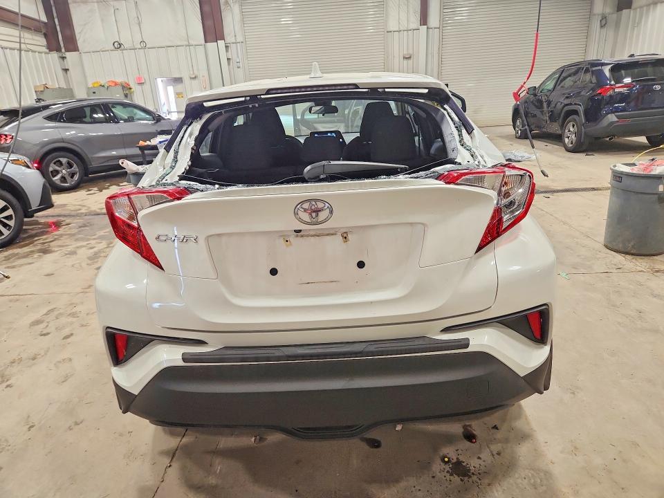 2021 Toyota C-hr მანქანა იყიდება აუქციონზე, vin: NMTKHMBX2MR133993, აუქციონის ნომერი: 61551686