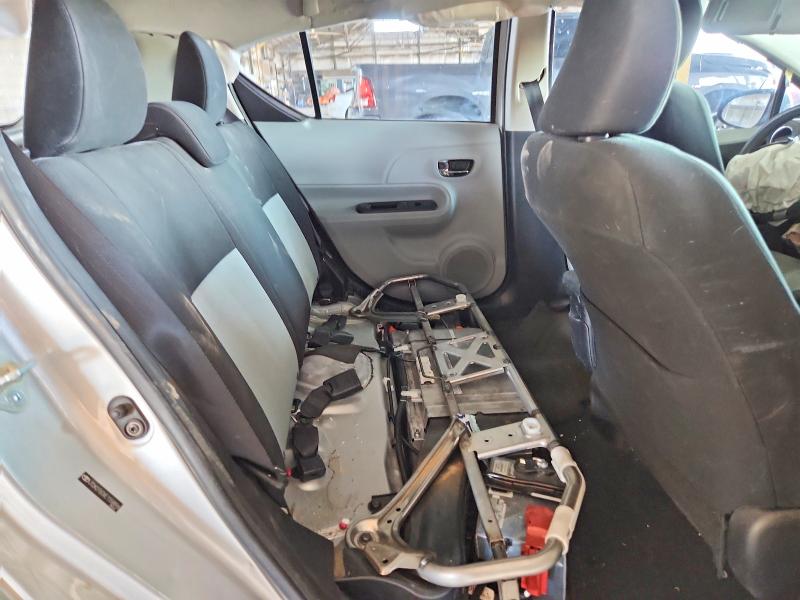 61321536 :رقم المزاد ، JTDKDTB3XE1558896 vin ، 2014 Toyota Prius C مزاد بيع