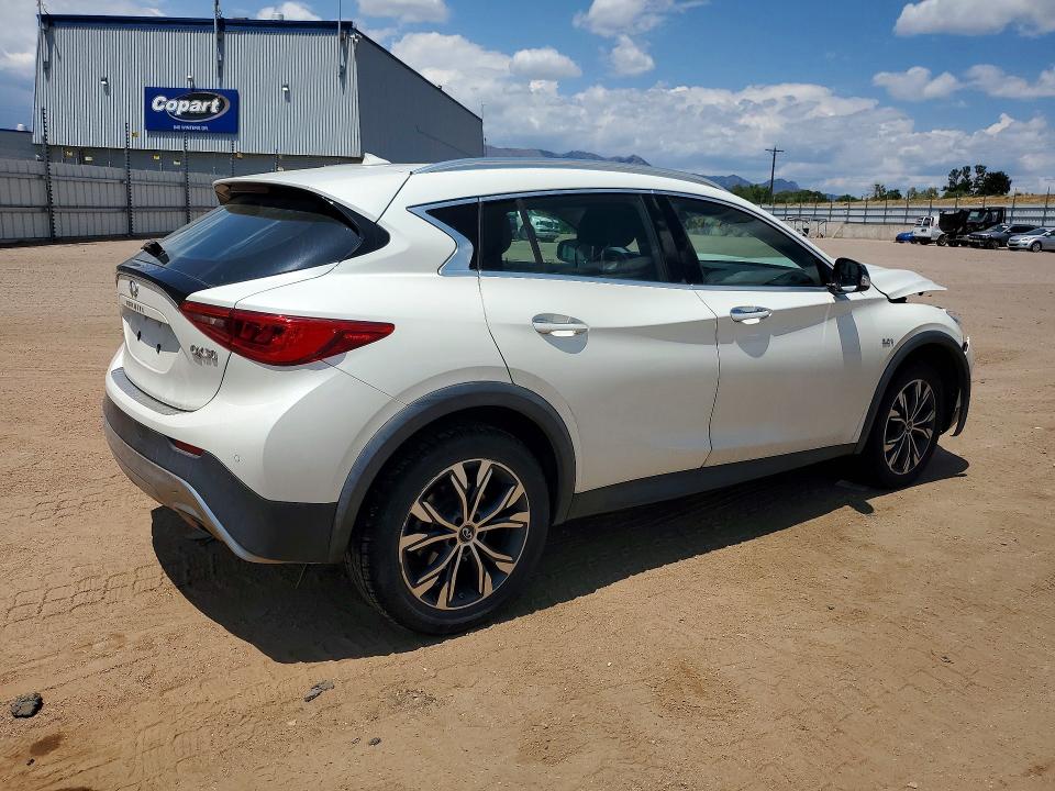 61084966 :رقم المزاد ، SJKCH5CR5HA039196 vin ، 2017 Infiniti Qx30 مزاد بيع