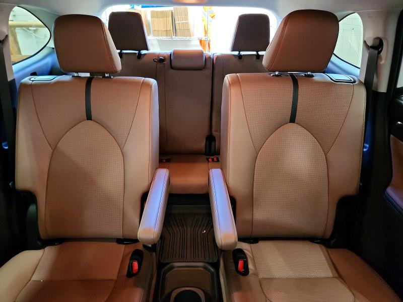 Продажа на аукционе авто 2025 Toyota Highlander Hybrid, vin: 5TDKBRCH8SS648596, номер лота: 61212676