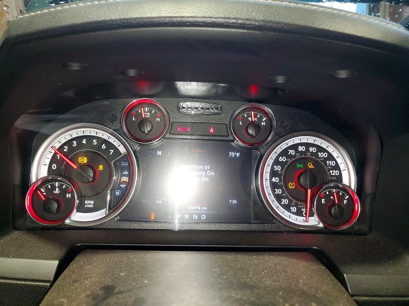 62717496 :رقم المزاد ، 1C6RR7MT8JS172347 vin ، 2018 Ram 1500 مزاد بيع