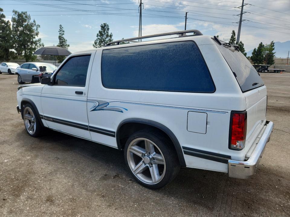 1994 Chevrolet Blazer მანქანა იყიდება აუქციონზე, vin: 1GNCS18W5R0106700, აუქციონის ნომერი: 60888436
