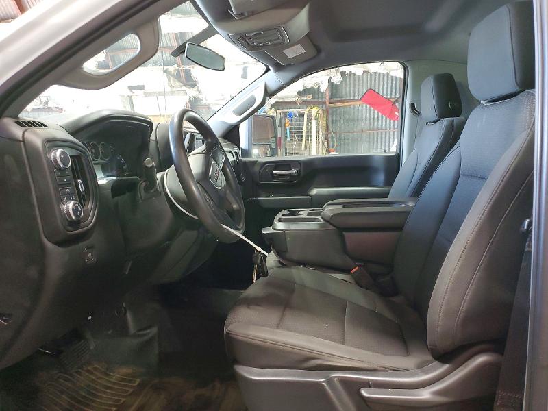 60643476 :رقم المزاد ، 1GT39LEY0NF328459 vin ، 2022 Gmc Sierra مزاد بيع