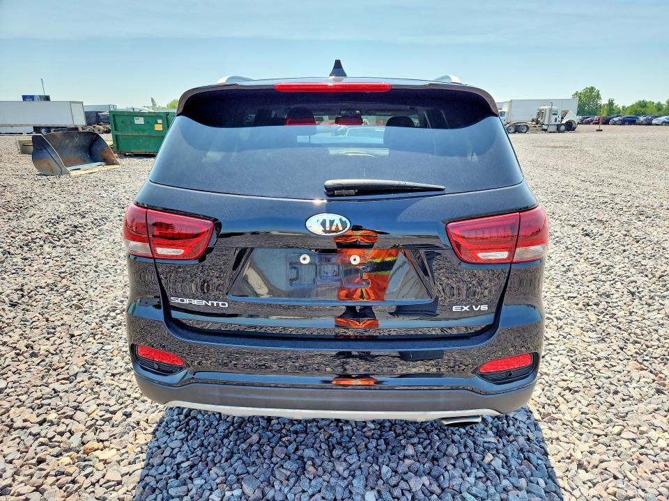 61034296 :رقم المزاد ، 5XYPH4A57KG439640 vin ، 2019 Kia Sorento مزاد بيع