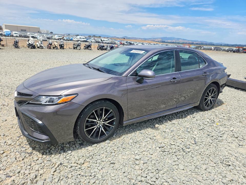 Продажа на аукционе авто 2022 Toyota Camry Hybrid, vin: 4T1S31AKXNU589821, номер лота: 60594606