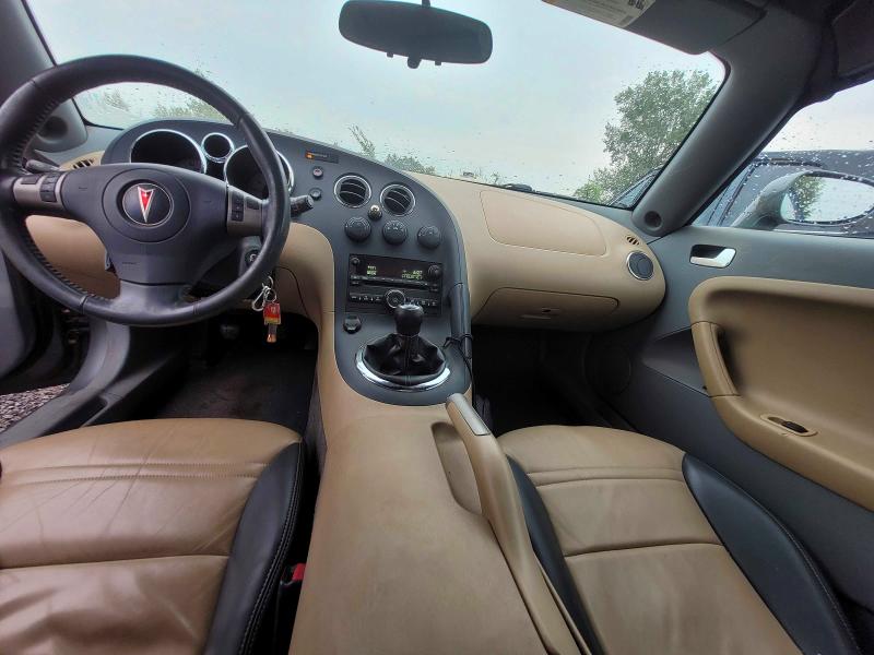 2006 Pontiac Solstice მანქანა იყიდება აუქციონზე, vin: 1G2MB33B86Y106981, აუქციონის ნომერი: 62071376