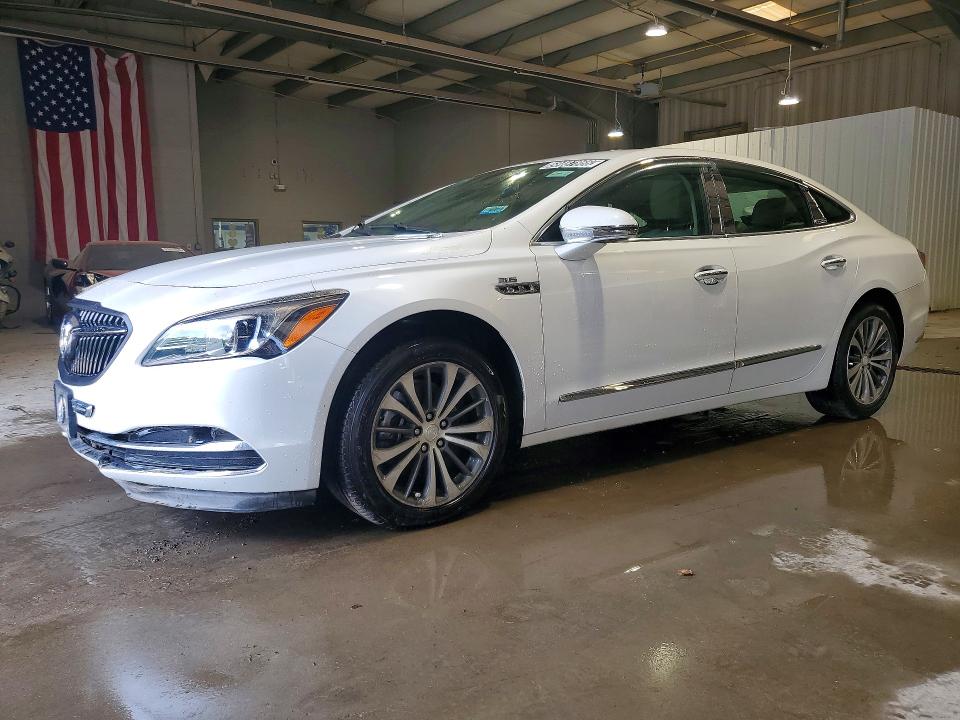 2017 Buick Lacrosse მანქანა იყიდება აუქციონზე, vin: 1G4ZP5SS1HU182158, აუქციონის ნომერი: 58487866