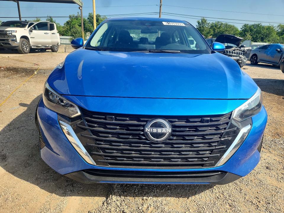 61808096 :رقم المزاد ، 3N1AB8CV5SY375527 vin ، 2025 Nissan Sentra مزاد بيع