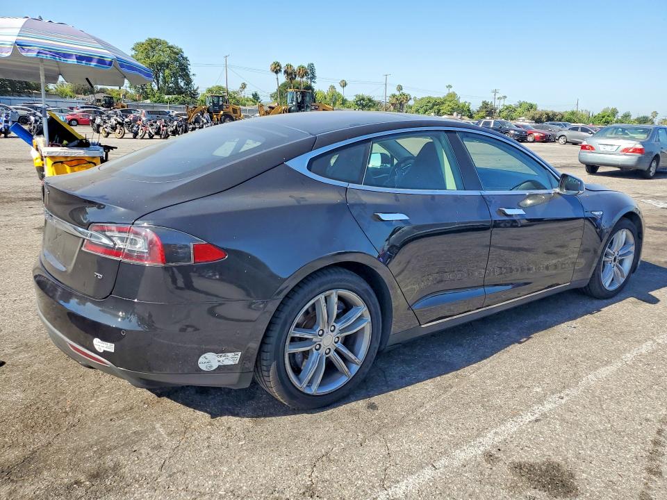 Aukcja sprzedaży 2015 Tesla Model S, vin: 5YJSA1E14FF121329, numer aukcji: 62869136