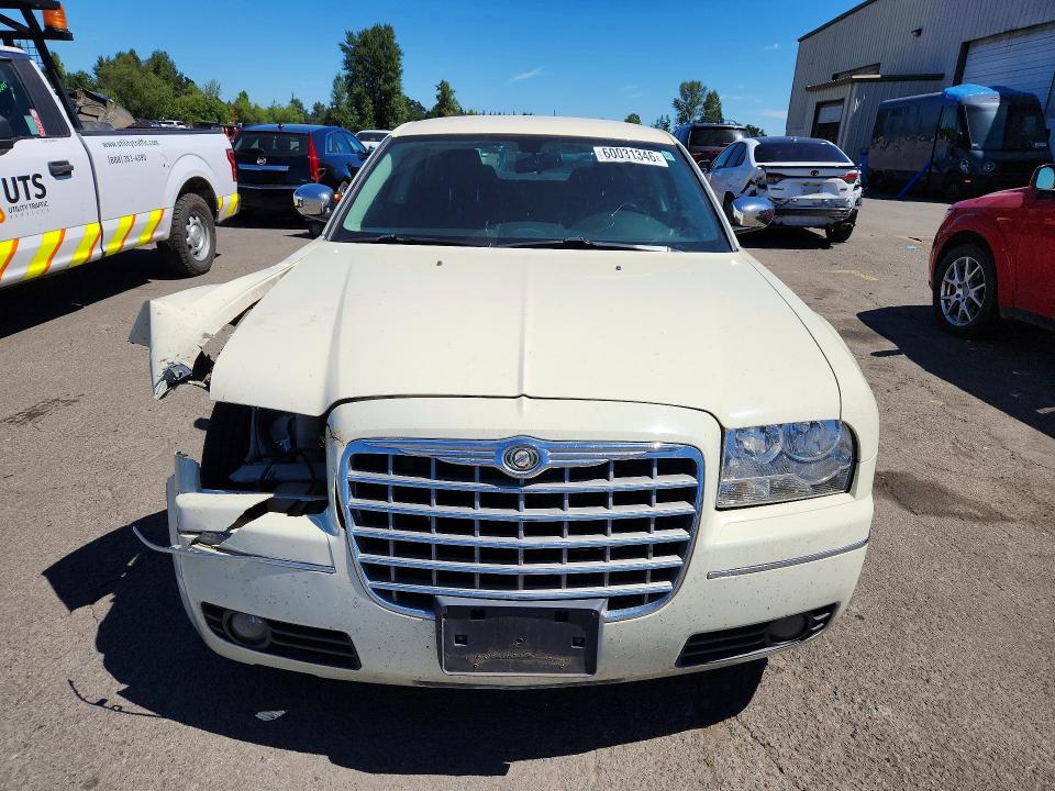 2010 Chrysler 300 მანქანა იყიდება აუქციონზე, vin: 2C3CA4CDXAH307211, აუქციონის ნომერი: 60031346