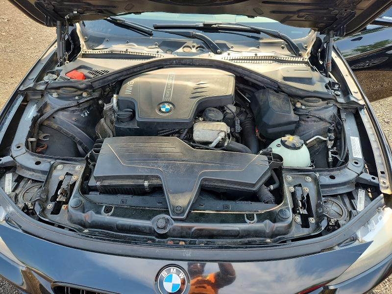 59228266 :رقم المزاد ، WBA3C3C58FK200535 vin ، 2015 Bmw 320 مزاد بيع