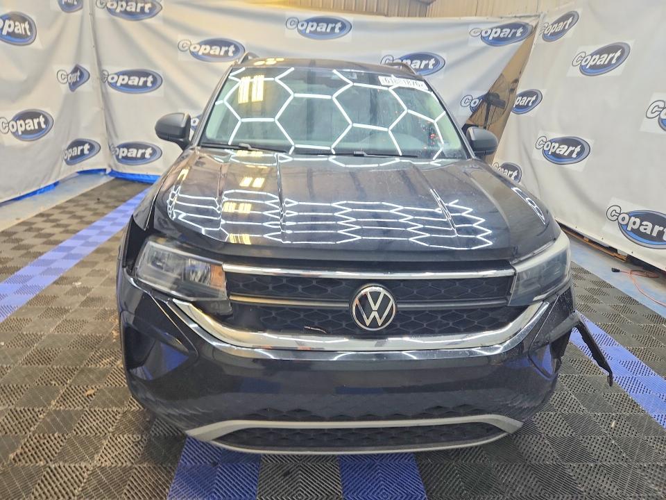 Продажа на аукционе авто 2022 Volkswagen Taos, vin: 3VVDX7B20NM017049, номер лота: 61881876