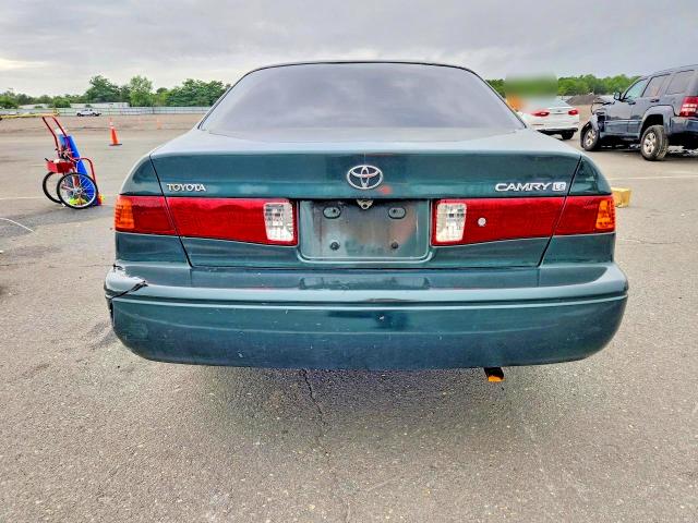 61924676 :رقم المزاد ، 4T1BG22K91U865909 vin ، 2001 Toyota Camry مزاد بيع