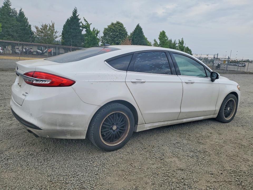 Продаж на аукціоні авто 2017 Ford Fusion, vin: 3FA6P0HD9HR275929, номер лоту: 61781066