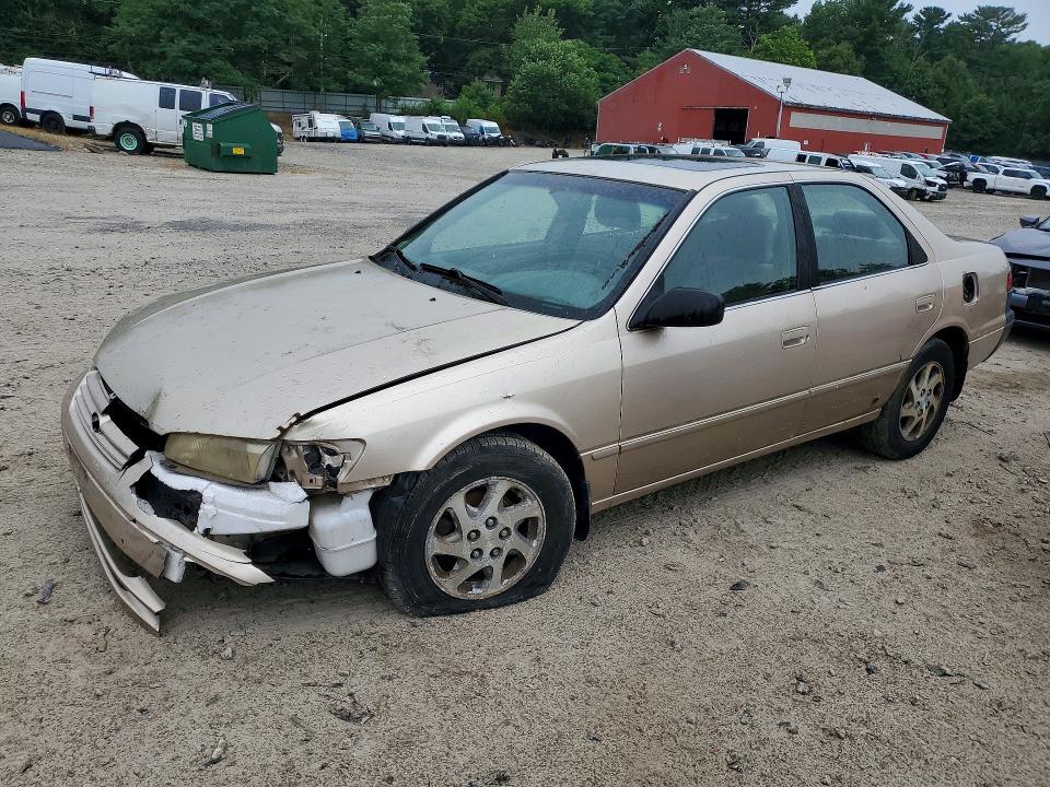 61844566 :رقم المزاد ، JT2BF22K9X0226381 vin ، 1999 Toyota Camry مزاد بيع