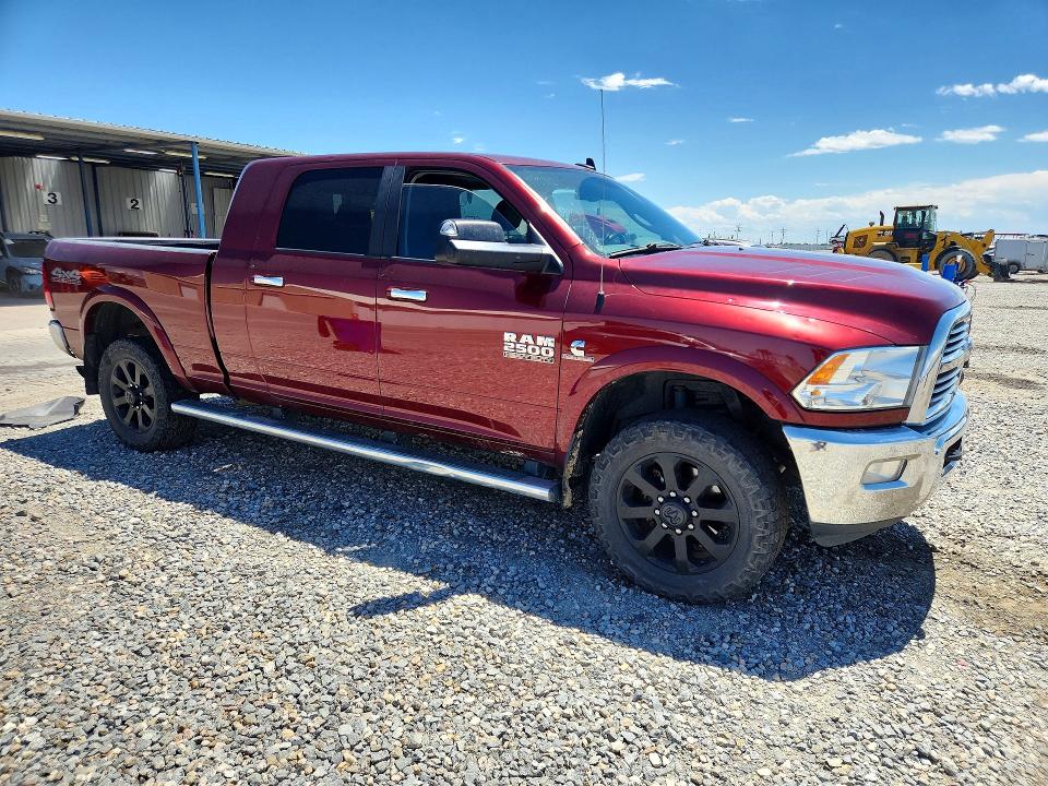 60588936 :رقم المزاد ، 3C6UR5ML0JG108583 vin ، 2018 Ram 2500 مزاد بيع