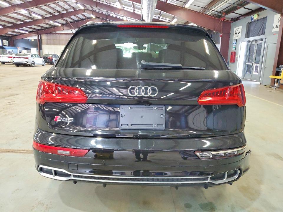 58259036 :رقم المزاد ، WA1C4AFY0J2042303 vin ، 2018 Audi Sq5 مزاد بيع