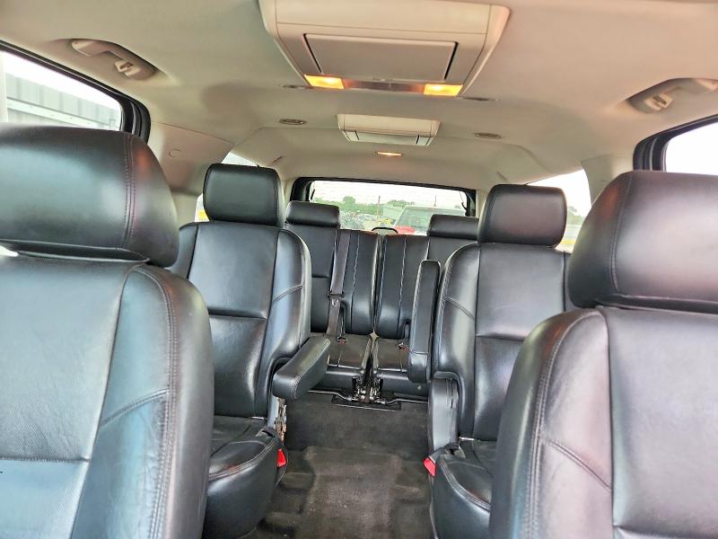 2013 Chevrolet Suburban მანქანა იყიდება აუქციონზე, vin: 1GNSKKE70DR290995, აუქციონის ნომერი: 61599526