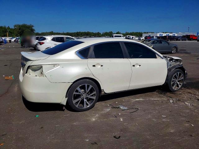60545666 :رقم المزاد ، 1N4AL3AP1FC588612 vin ، 2015 Nissan Altima مزاد بيع