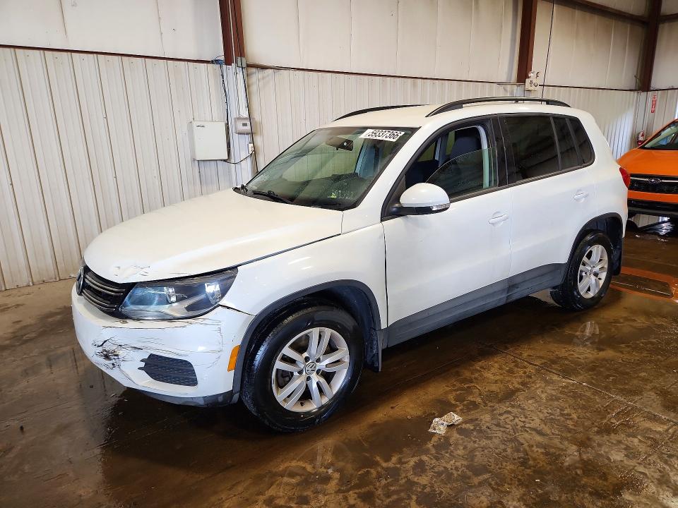 2015 Volkswagen Tiguan მანქანა იყიდება აუქციონზე, vin: WVGBV7AX9FW582633, აუქციონის ნომერი: 59337366
