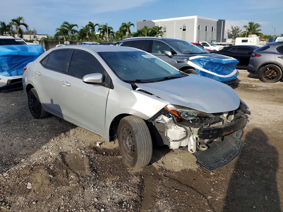 2018 Toyota Corolla მანქანა იყიდება აუქციონზე, vin: 5YFBURHEXJP834303, აუქციონის ნომერი: 85606865