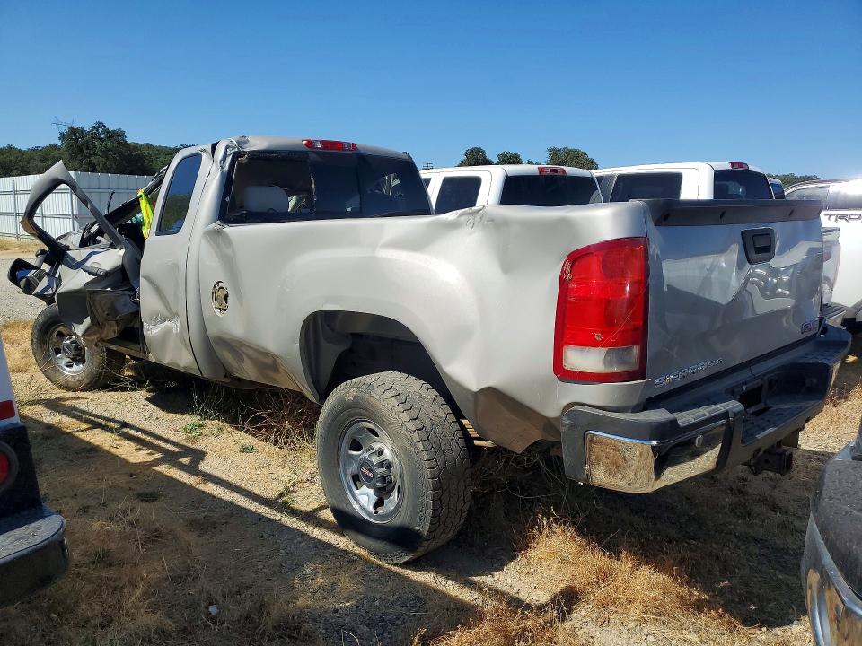 61151036 :رقم المزاد ، 1GTHK89689E142180 vin ، 2009 Gmc Sierra مزاد بيع