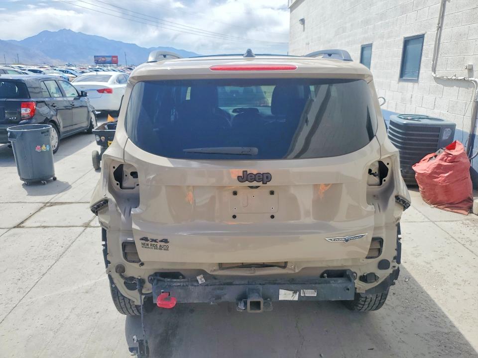 85458845 :رقم المزاد ، ZACCJBCB2HPE83502 vin ، 2017 Jeep Renegade مزاد بيع