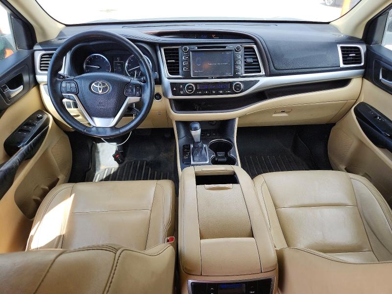 62246236 :رقم المزاد ، 5TDJKRFH7FS152587 vin ، 2015 Toyota Highlander مزاد بيع