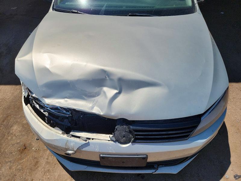 61506476 :رقم المزاد ، 3VWLL7AJ7BM109895 vin ، 2011 Volkswagen Jetta مزاد بيع
