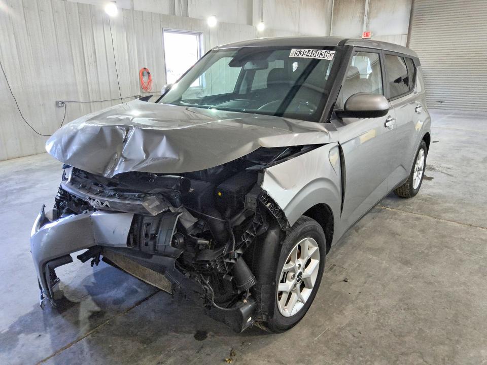 56787806 :رقم المزاد ، KNDJN2A2XF7771311 vin ، 2015 Kia Soul مزاد بيع