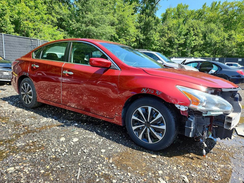 62438486 :رقم المزاد ، 1N4AL3AP0FN318985 vin ، 2015 Nissan Altima مزاد بيع