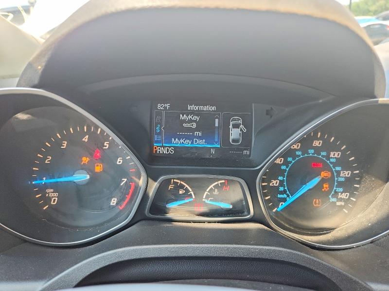 2015 Ford Escape მანქანა იყიდება აუქციონზე, vin: 1FMCU0JX0FUA23983, აუქციონის ნომერი: 55834016