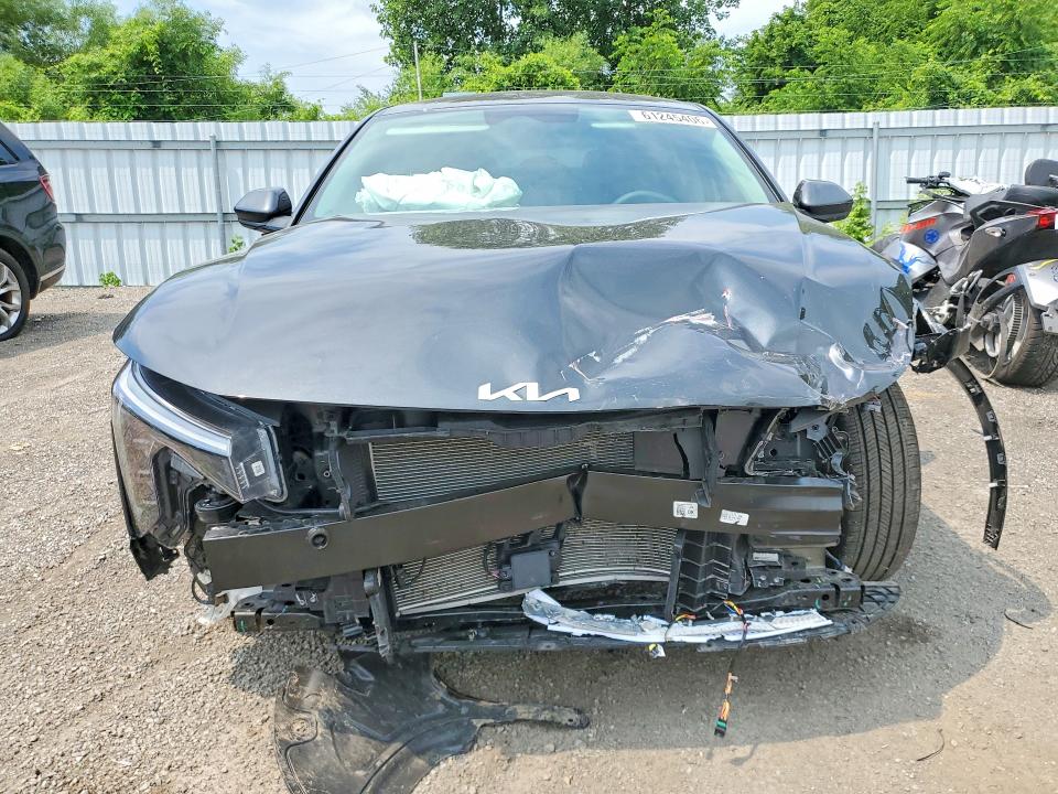 2025 Kia K4 მანქანა იყიდება აუქციონზე, vin: 3KPFT4DE0SE208176, აუქციონის ნომერი: 61245406