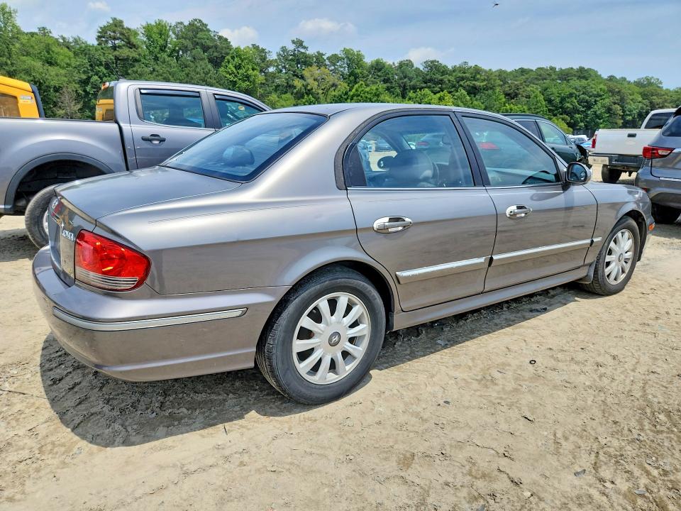 60753536 :رقم المزاد ، KMHWF35H34A039847 vin ، 2004 Hyundai Sonata مزاد بيع