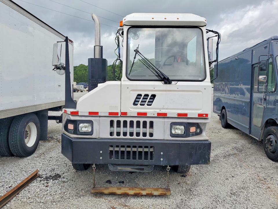 Продажа на аукционе авто 2017 Ottawa Yard Tractor Spotter, vin: 343834, номер лота: 61969386