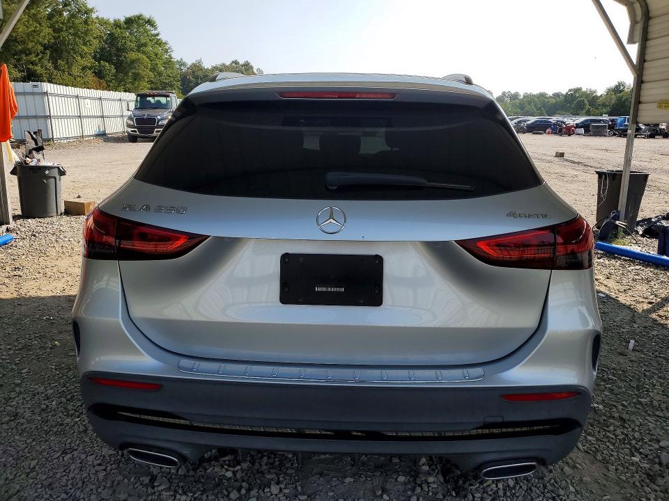63214276 :رقم المزاد ، W1N4N4HB2MJ146182 vin ، 2021 Mercedes-benz Gla مزاد بيع