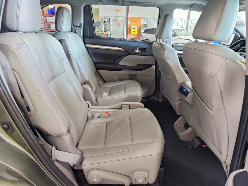 2019 Toyota Highlander მანქანა იყიდება აუქციონზე, vin: 5TDJZRFH7KS979592, აუქციონის ნომერი: 60074496