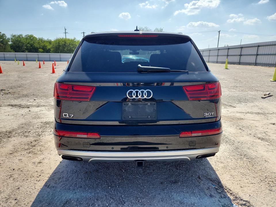 2018 Audi Q7 მანქანა იყიდება აუქციონზე, vin: WA1VAAF7XJD055153, აუქციონის ნომერი: 59404016