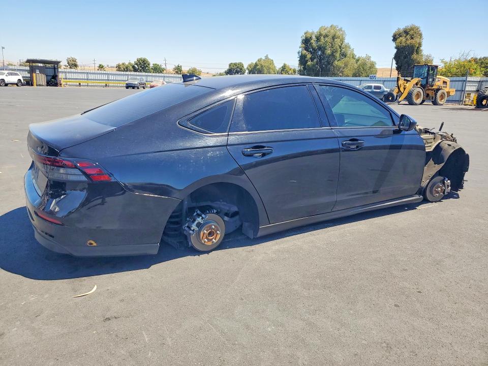 2025 Honda Accord მანქანა იყიდება აუქციონზე, vin: 1HGCY1F45SA013797, აუქციონის ნომერი: 63604006