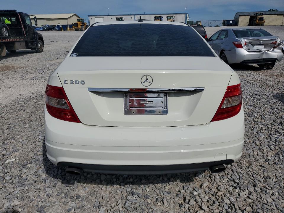 60670186 :رقم المزاد ، WDDGF5EBXBA509021 vin ، 2011 Mercedes-benz C مزاد بيع