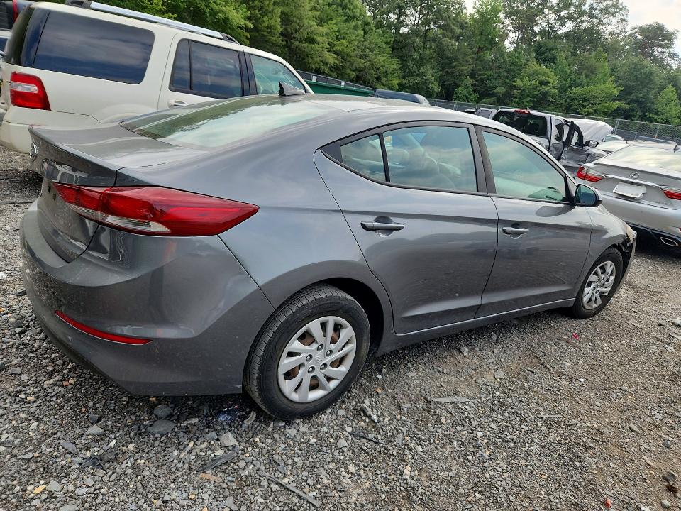 61608056 :رقم المزاد ، KMHD74LF7HU154340 vin ، 2017 Hyundai Elantra مزاد بيع