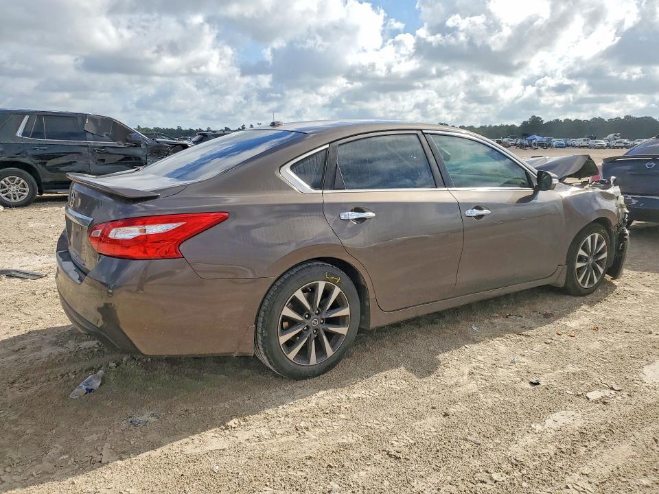 Продажа на аукционе авто 2016 Nissan Altima, vin: 1N4AL3AP4GC127924, номер лота: 60385326