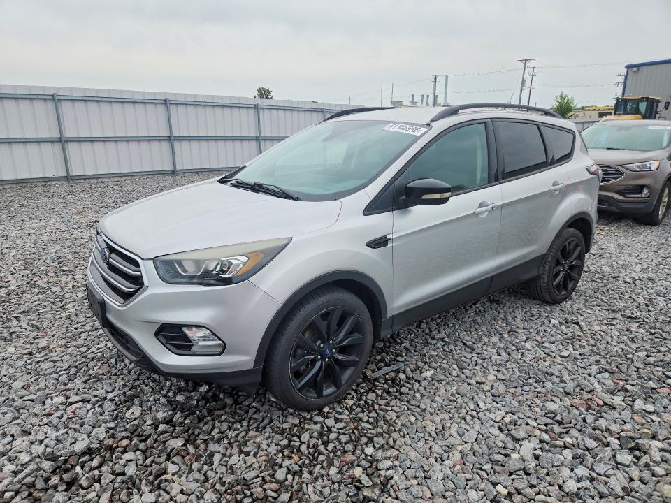 Продаж на аукціоні авто 2017 Ford Escape, vin: 1FMCU9JD2HUA89884, номер лоту: 61546696