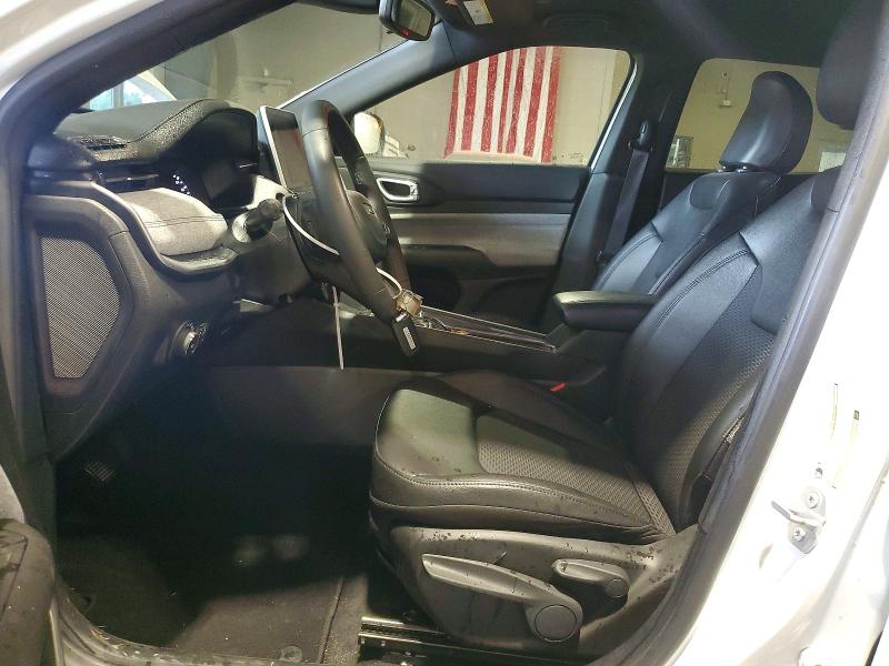 60700146 :رقم المزاد ، 3C4NJDBN5ST574618 vin ، 2025 Jeep Compass مزاد بيع