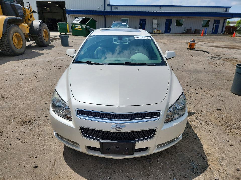 62104426 :رقم المزاد ، 1G1ZD5E78AF237955 vin ، 2010 Chevrolet Malibu مزاد بيع