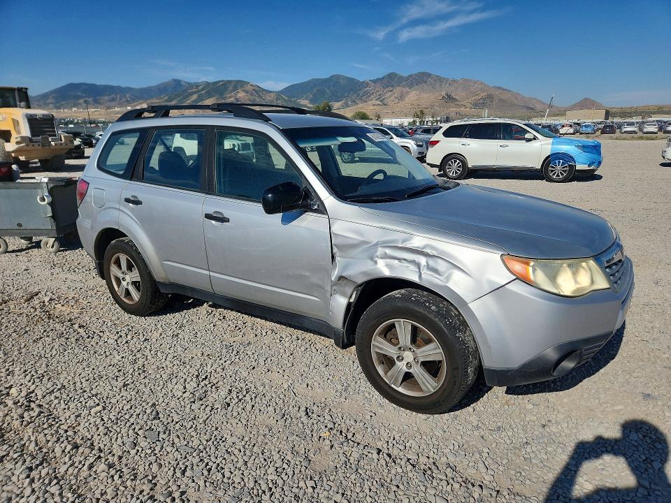 61435036 :رقم المزاد ، JF2SHBBC6BH774120 vin ، 2011 Subaru Forester مزاد بيع