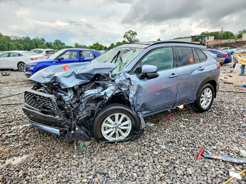 Продажа на аукционе авто 2024 Toyota Corolla Cross, vin: 7MUBAAAG5RV096036, номер лота: 60765946