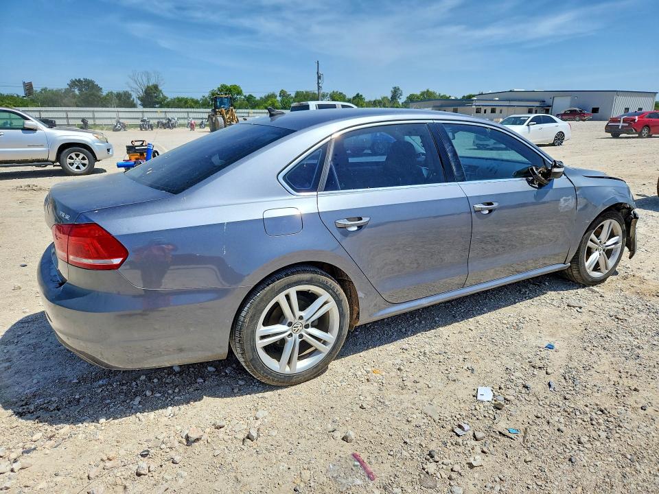 2014 Volkswagen Passat მანქანა იყიდება აუქციონზე, vin: 1VWBT7A31EC050605, აუქციონის ნომერი: 61854586