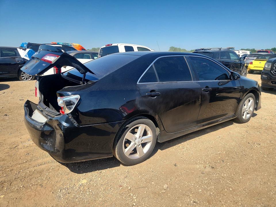 60252986 :رقم المزاد ، 4T1BF1FK4CU081955 vin ، 2012 Toyota Camry مزاد بيع
