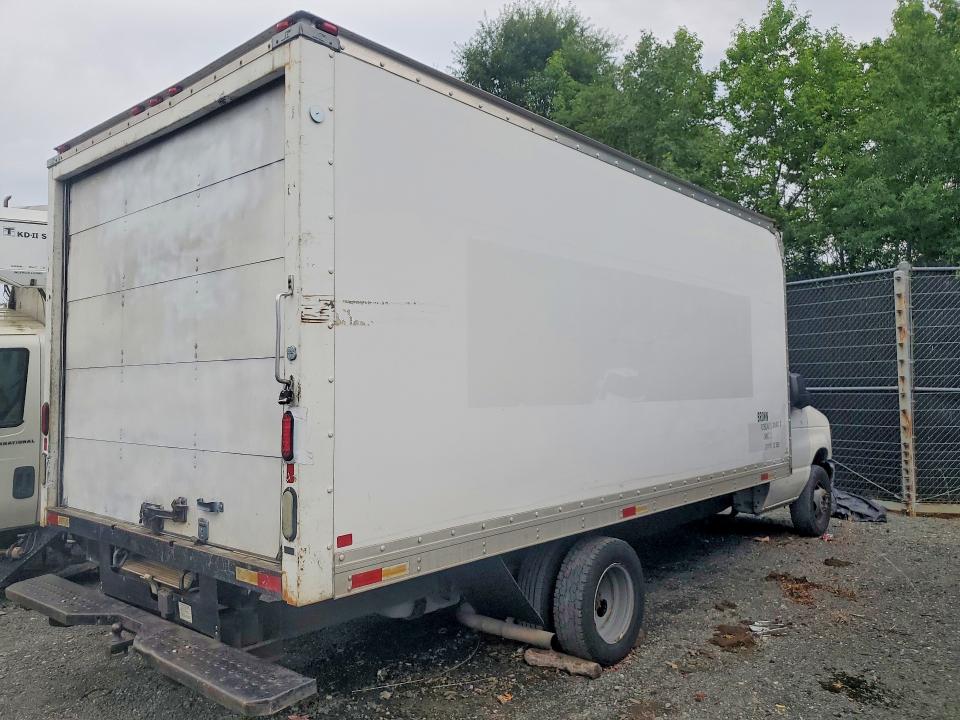 59849756 :رقم المزاد ، 1FDWE3FL3FDA22375 vin ، 2015 Ford Econoline مزاد بيع